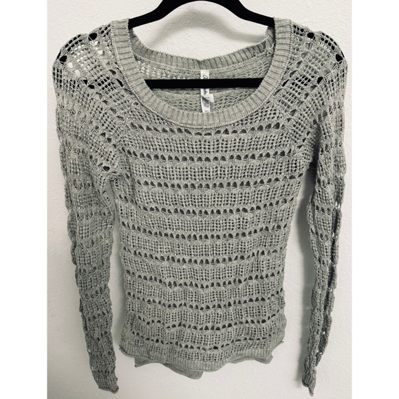 Gray Elegant Knit Sweater - Picture 2 of 3